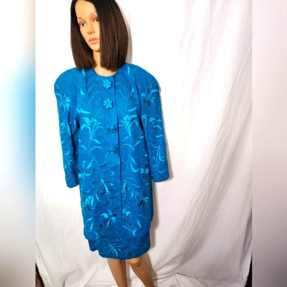 CARMEN MARC VALVO VINTAGE LINEN SUIT